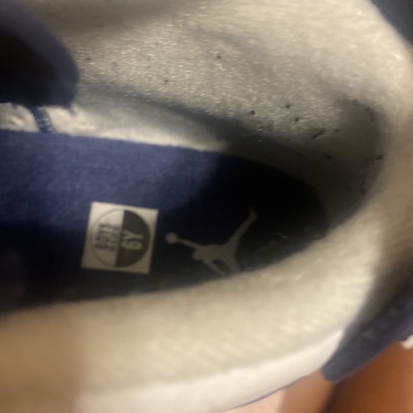 jordan 6 Y midnight navy. - Picture 4 of 6